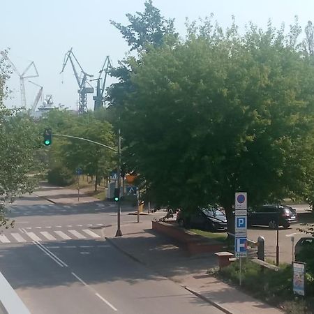 Apartament Nowa Stocznia กดัญสก์ ภายนอก รูปภาพ