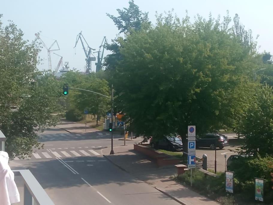 Apartament Nowa Stocznia กดัญสก์ ภายนอก รูปภาพ